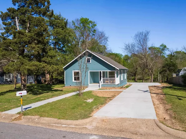 615 Holbrook St, Mount Vernon, TX 75457