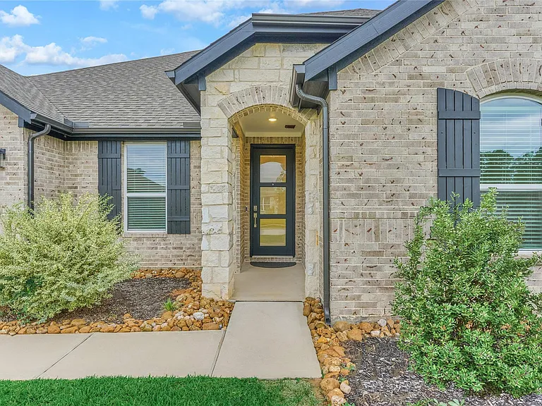 14343 Red Lodge Trl — Photo 2