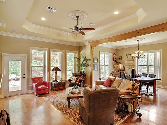 4th image of 1158 Hebert Ln