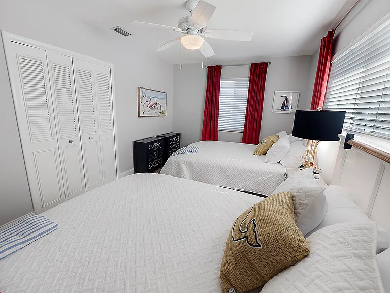1236 Beach Rd #2 — Photo 11