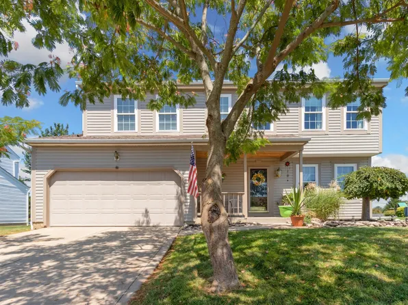 16 W Woodfield, Etna, OH 43062