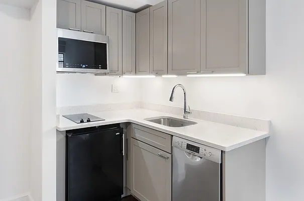 Rented by Compass | media 13