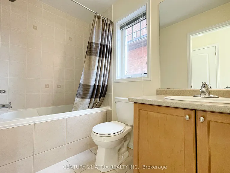 5295 Major Mackenzie Dr E — Photo 17