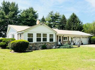 66983 Smilax Rd, North Liberty, IN 46554