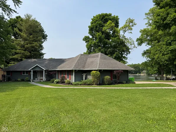 3320 W Wellington Blvd, Crawfordsville, IN 47933