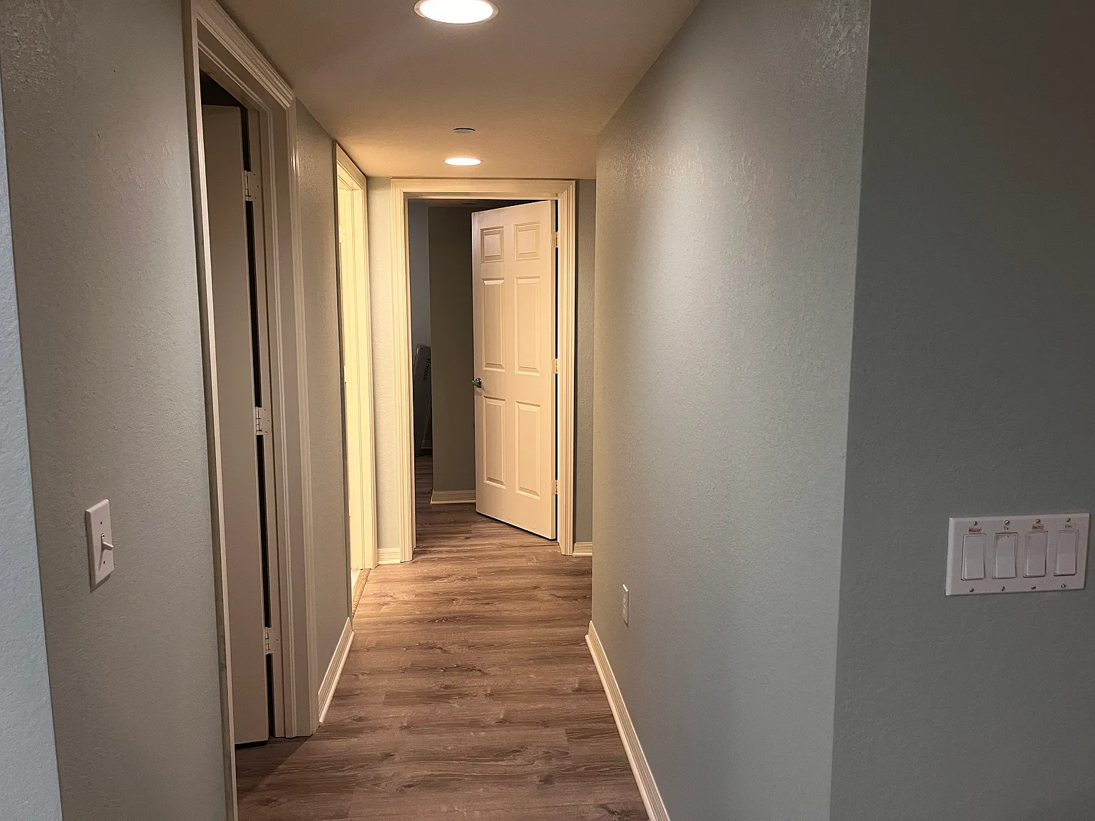 2 bed, 943 sqft, $2,500 — Photo 3
