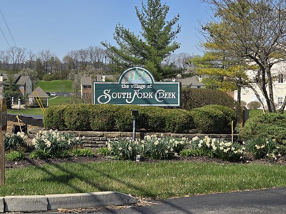 4th image of 42 Rio Grande Cir APT 7