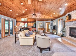 2715 Pickerel Point Ln, Eagle River, WI 54521