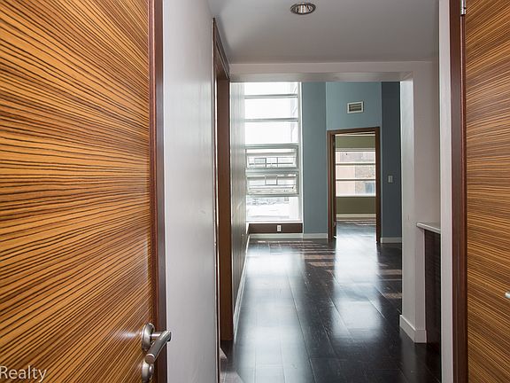 5th image of 284 20th St APT 3B