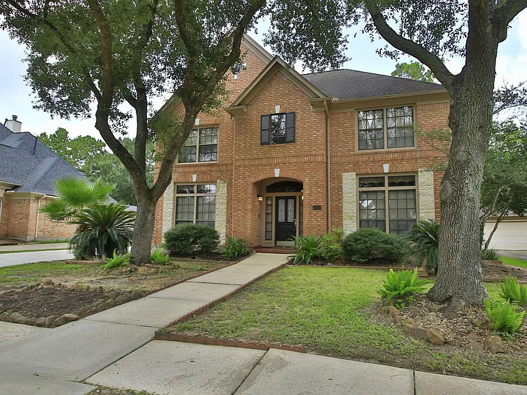 13618 Shadow Falls Ct — Photo 3