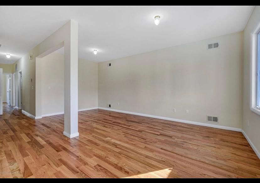 62 Bache Ave B, Staten Island, NY 10306 Zillow