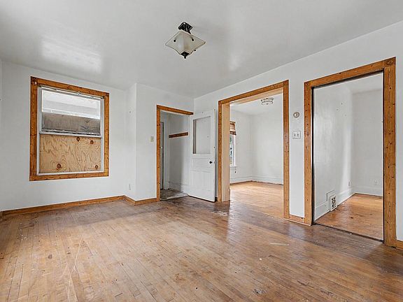 4th image of 2910 N 17th STREET