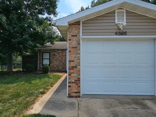 4608 W Knox Dr, Columbia, MO 65203