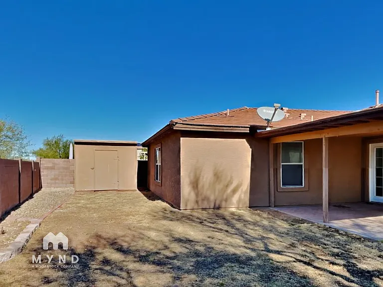 10668 S Silverbluff Dr — Photo 23