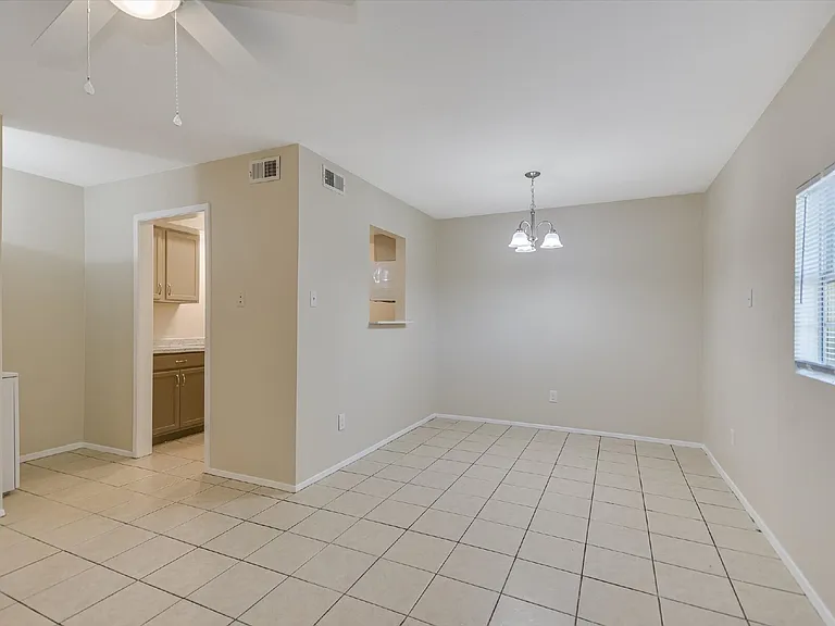 2403 Bosque Dr #B — Photo 36