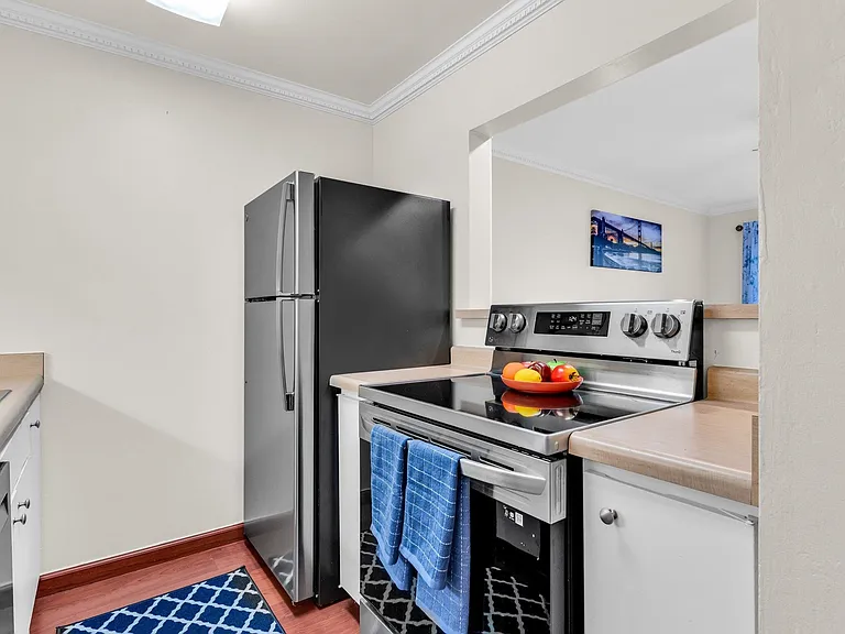 470 N Civic Dr #105 — Photo 12