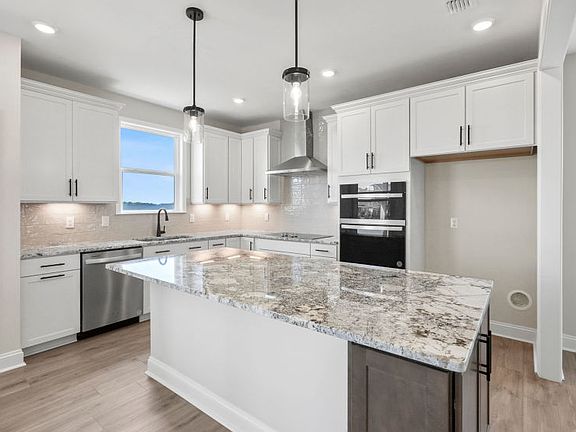 Beautiful Open Kitchen with Island