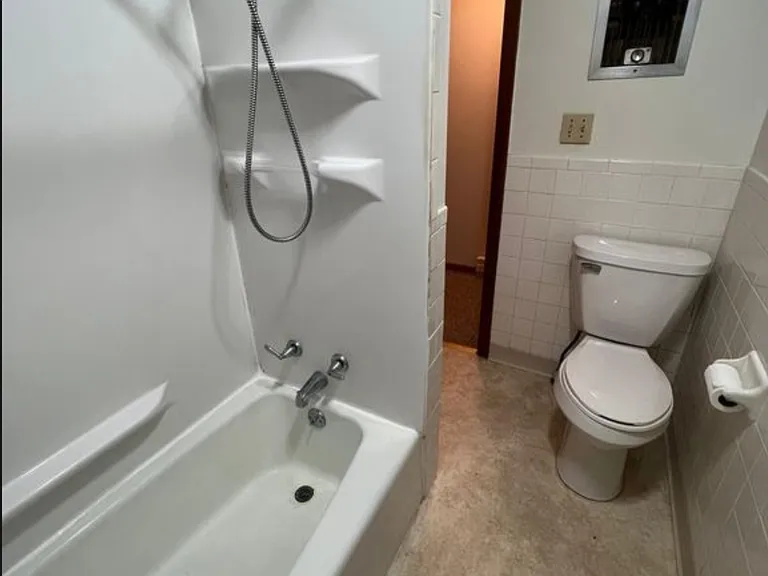 211 S Main St #1 — Photo 5