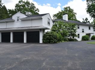 1410 Apple Hill Rd, Anderson Twp, OH 45230