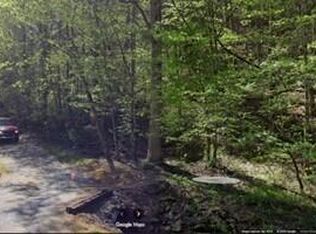 2110 Duck Pond Ln, Sevierville, TN 37876