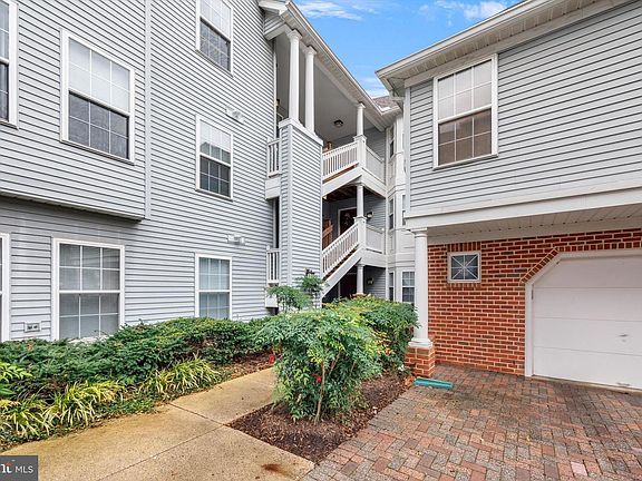 5th image of 5839 Wyndham Cir Unit 305