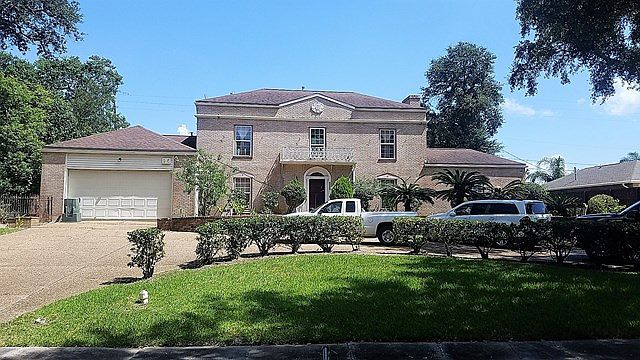 1st image of 3738 Lakeshore Dr