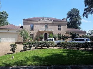 3738 Lakeshore Dr, Port Arthur, TX 77642