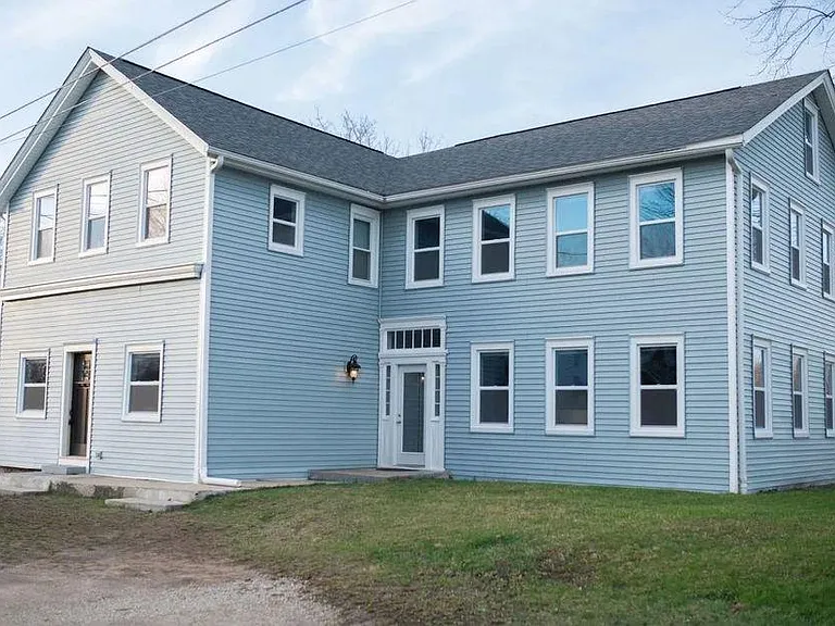 34318 Bassett Rd #2 — Photo 7
