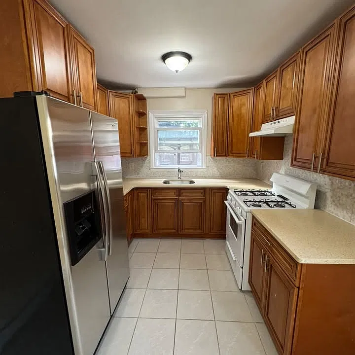 285 Mary Lou Ave