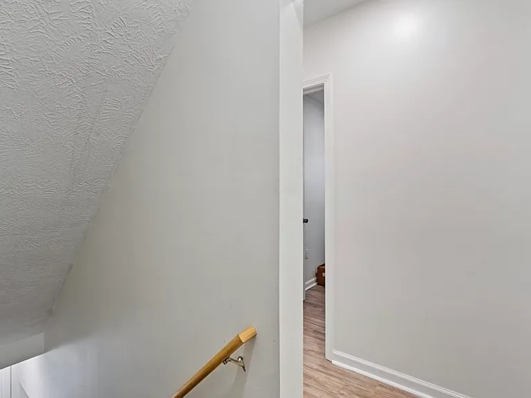 518 Griffin St — Photo 12