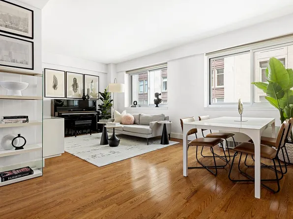 200 W 24th St APT 7B, New York, NY 10011