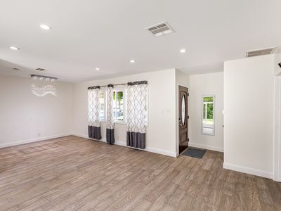 11210 Malat Way, Culver City, CA, 90230