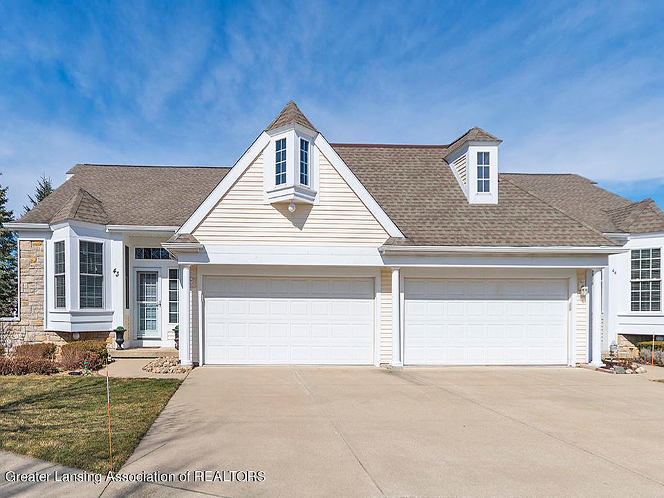 1st image of 43 Harrogate Dr