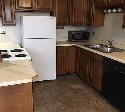 2nd image of 130 S 1300 E APT 303