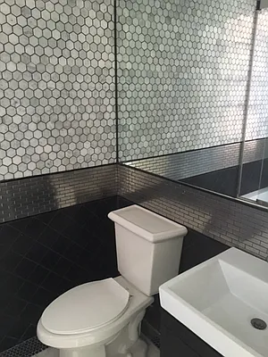 Rented by Bloom Real Estate Group | media 7