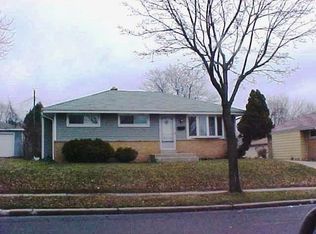 7718 W Winfield Ave, Milwaukee, WI 53218