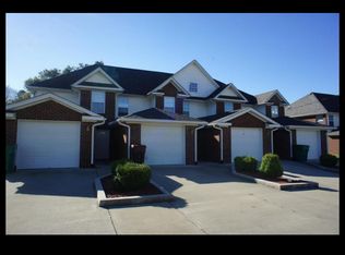 115 Poplar Cir, Radcliff, KY 40160