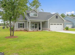 109 Ennis Rd, Pembroke, GA 31321