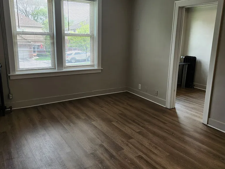 The Oakwood Manor Apartments — Photo 20