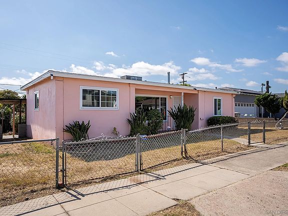 2nd image of 212 Los Alamos Dr