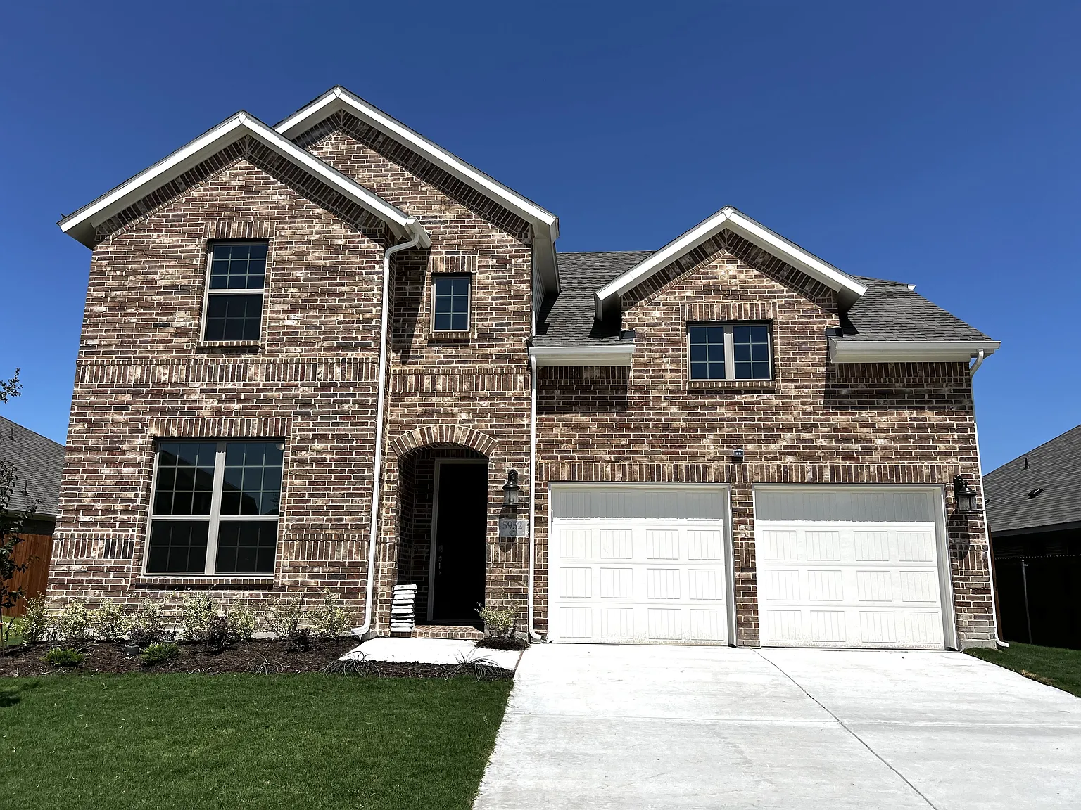 4 bed, 3290 sqft, $3,100 — Photo 1