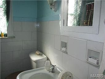 3rd image of 3625 Dunnica Ave