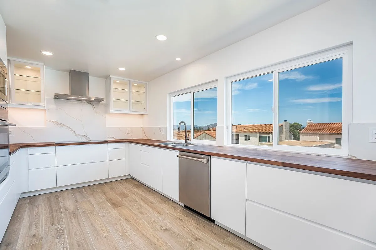 2 bed, 2.0 bath, 1431 sqft, $3,600 — Photo 1