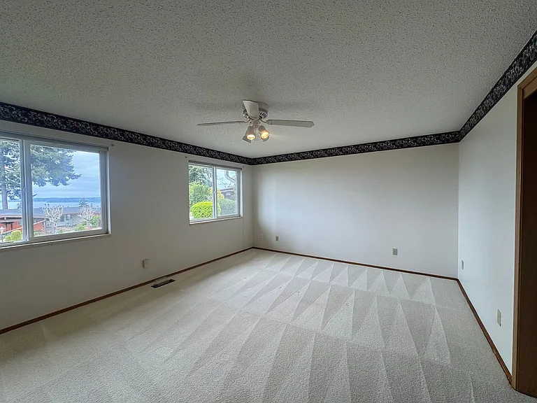927 S 294th Pl — Photo 17