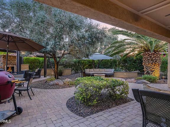 4th image of 13049 W CLIFFROSE Road