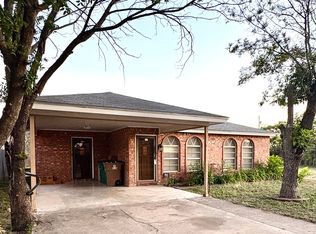 413 W AVENUE X, San Angelo, TX 76903