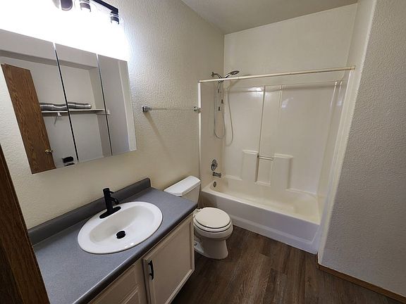 5th image of 950 S Kyle Ln