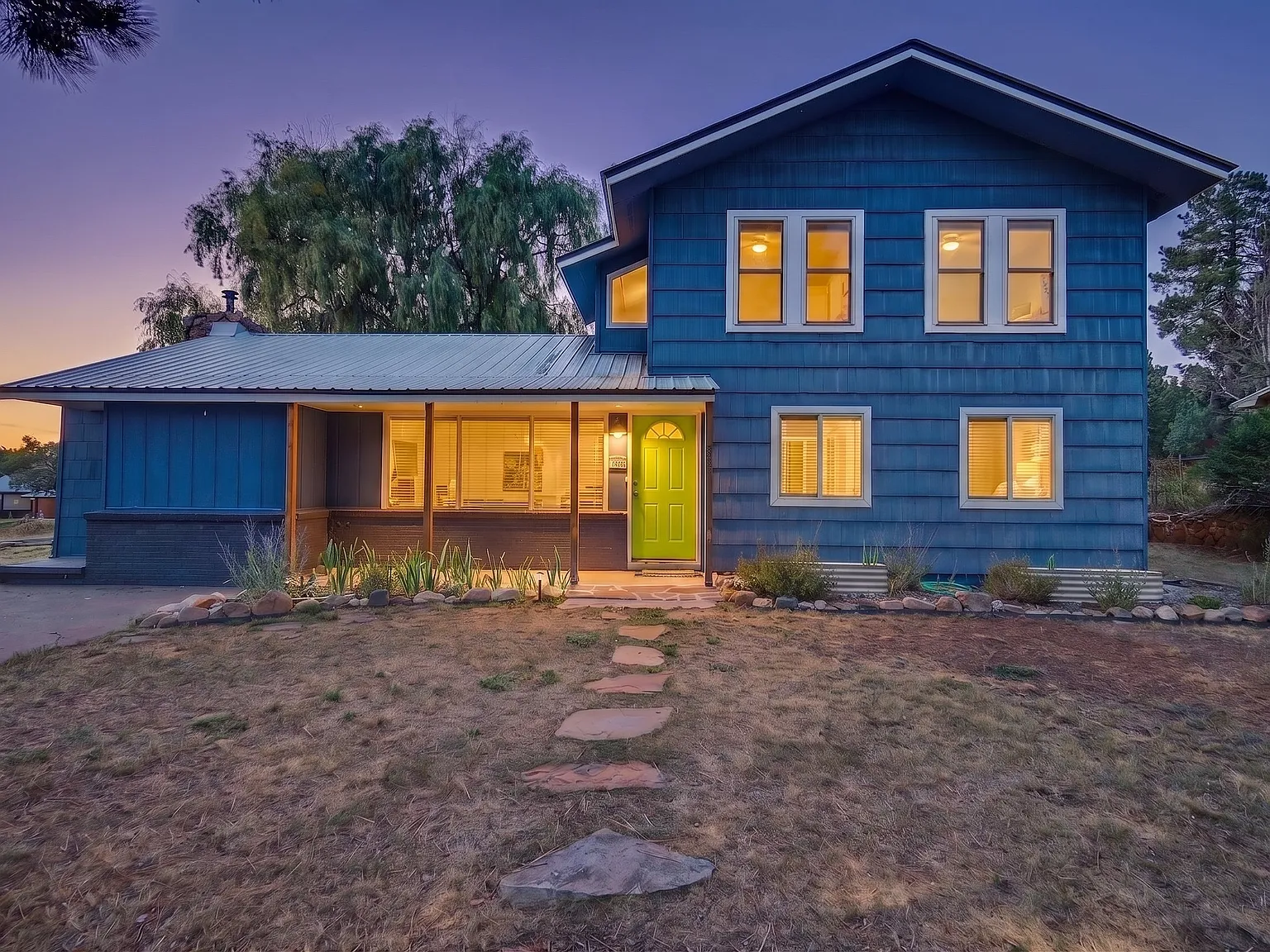 305 Mesa Drive - 1 — Photo 1