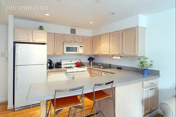 Rented by Corcoran | media 8