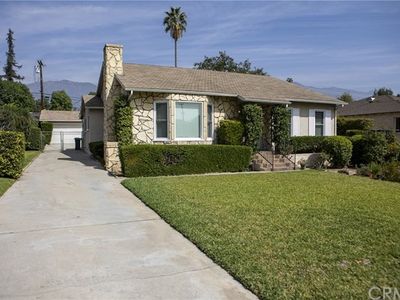 2325 Las Lunas St, Pasadena, CA, 91107